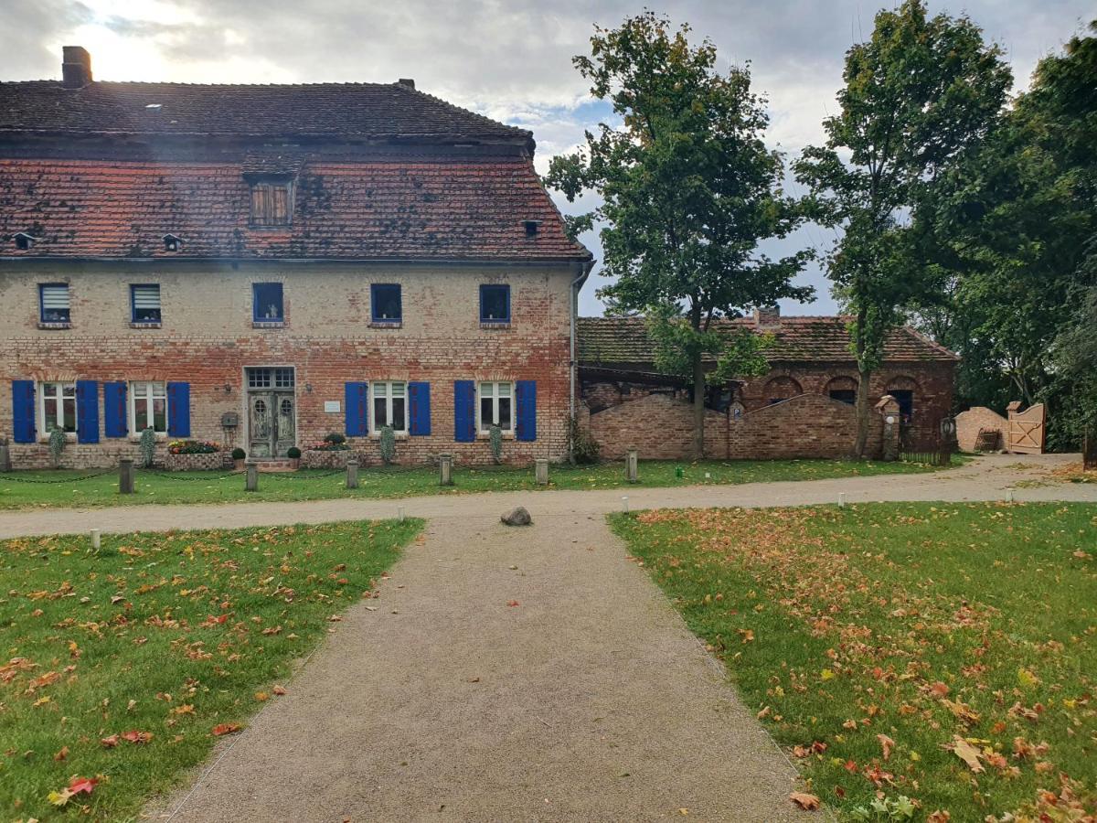 Kummerow  Gesindehaus Am Schloss Kummerower See מראה חיצוני תמונה