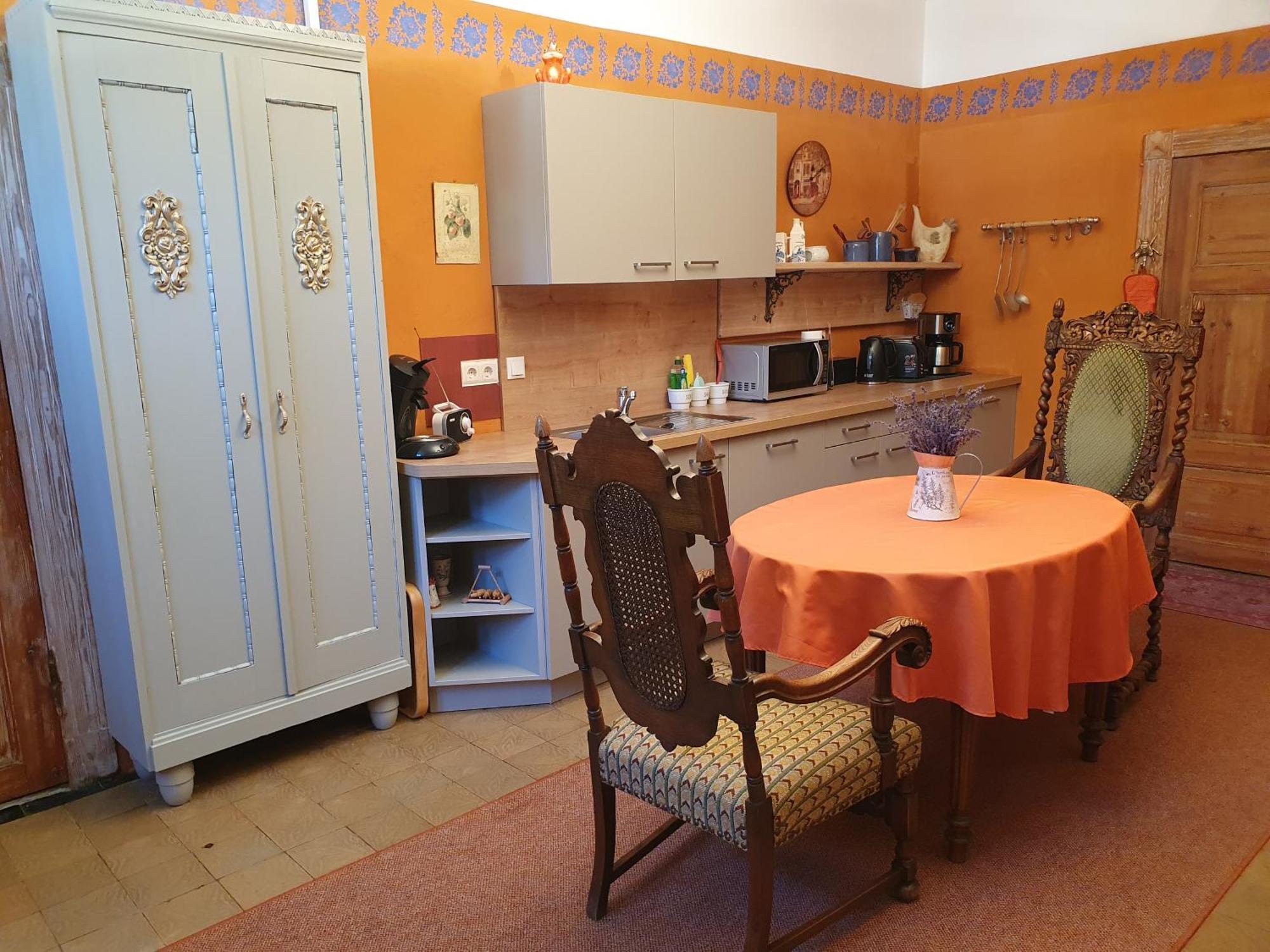 Kummerow  Gesindehaus Am Schloss Kummerower See מראה חיצוני תמונה